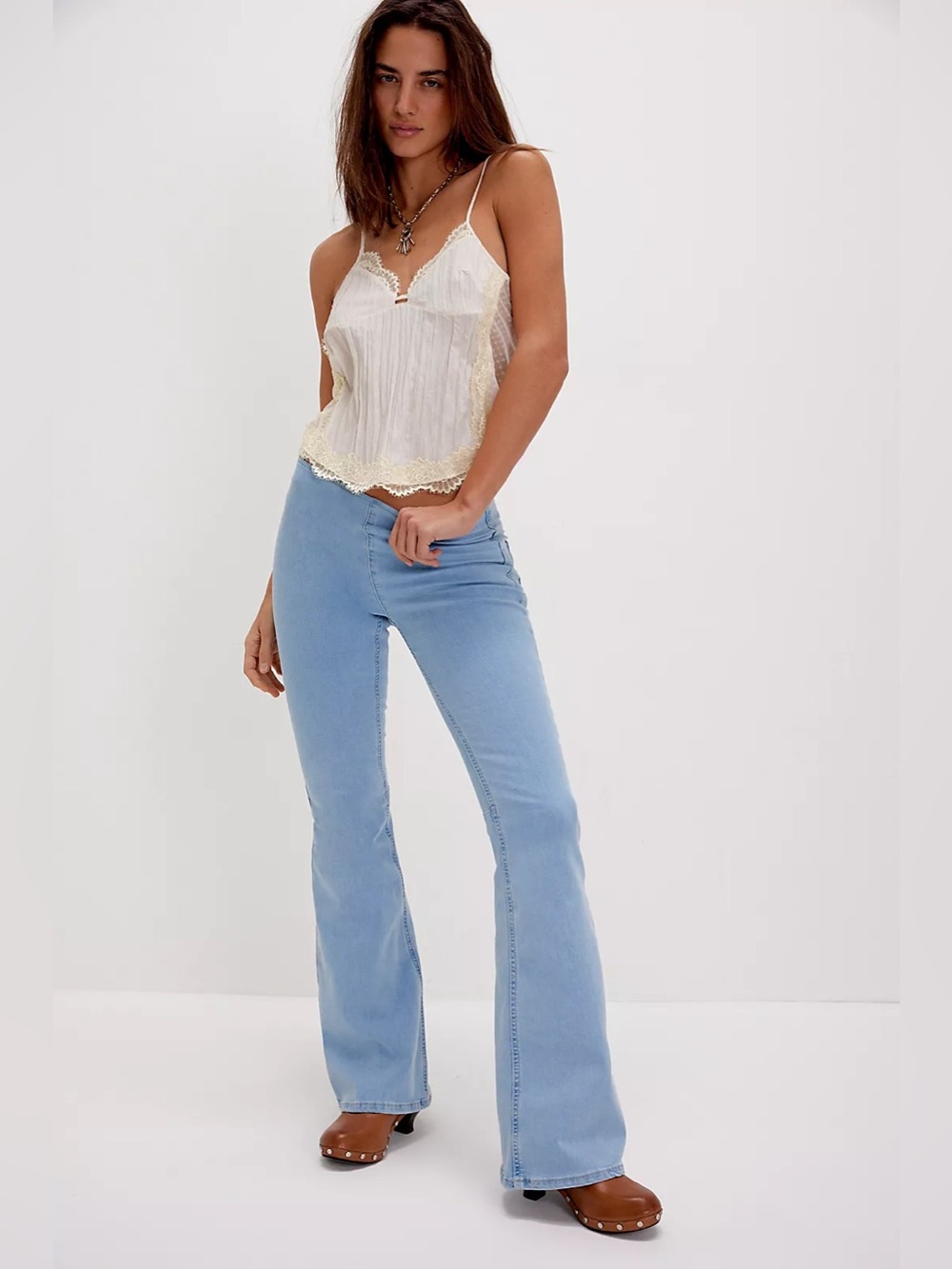We The Free Penny Pull-On Flare Jeans , sz : 28